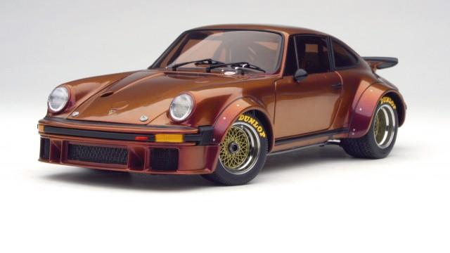 Exoto 1/18 1976 Porche 934 RSR Standox Interlagos Fire